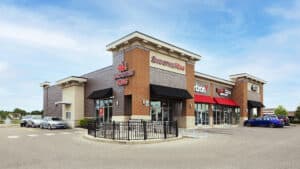 Smoothie King & Verizon - Grassy Branch Marketplace