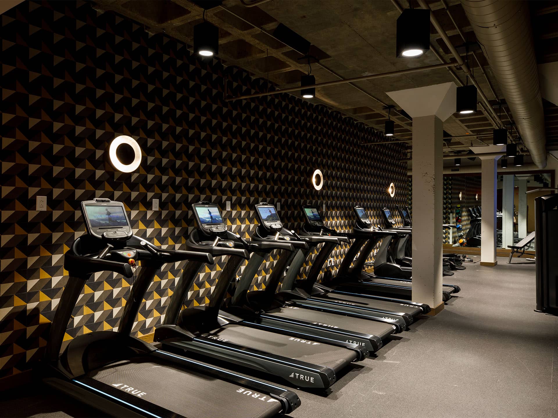 kennmar_hotel-indy_fitness-center